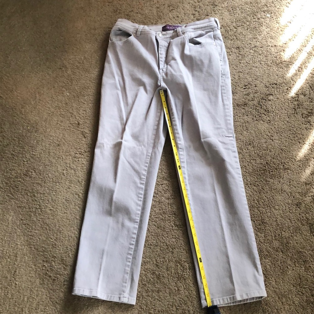 Gloria Vanderbilt jeans